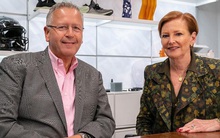 Bên trong một startup sản xuất mặt nạ tránh Covid-19 và dụng cụ xét nghiệm bằng công nghệ in 3D