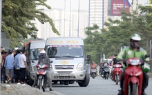 Covid-19: TP HCM dừng hoạt động xe hợp đồng, du lịch trong 15 ngày