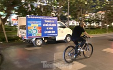 Sài Gòn đêm trước 'cách ly toàn xã hội'