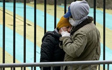 Bên trong New York - tâm dịch Covid-19 lớn nhất nước Mỹ: Thành phố vắng lặng nhưng y bác sĩ và quân đội vẫn tất bật chiến đấu chống dịch bệnh