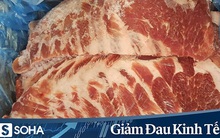 Giá thịt lợn vẫn cao ngất, nhiều người đổ xô mua thịt đông lạnh siêu rẻ