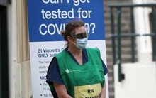 "Chúng tôi không đói, chúng tôi cần khẩu trang": Các y bác sĩ nơi tuyến đầu chống dịch Covid-19 ở Úc lên tiếng kêu cứu