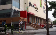 Hà Nội: Bàng hoàng phát hiện 1 người phụ nữ rơi từ tầng cao khu vực siêu thị Big C Hà Đông xuống đất tử vong