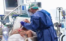 Tin vui: Nam phi công người Anh đã có dấu hiệu nhận biết xung quanh dù còn dương tính với virus SARS-COV-2