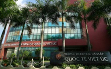 Người mẹ cho cả 3 con chuyển trường vì trường Quốc tế Việt Úc thu học phí trăm triệu mùa dịch dù chỉ dạy 20% thời gian