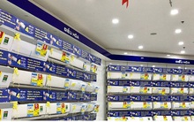 Hàng điện máy siêu sale, trợ giá “sốc” hậu Covid-19