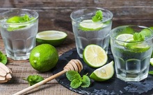 Uống nước chanh để thanh lọc, giải độc và giảm cân: Có tác dụng "thần kỳ" không?