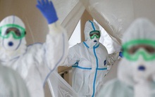 Báo Nga, báo Mỹ "bút chiến" quyết liệt xoay quanh tỉ lệ tử vong do COVID-19 "thấp kì lạ" ở Nga