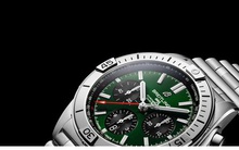 Chiêm ngưỡng mẫu đồng hồ 8.000 USD của Bentley và Breitling