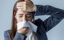 Nhiều người hay bị viêm xoang và cảm lạnh trong mùa hè nhưng lại thường hay nhầm lẫn, chuyên gia chỉ cách phân biệt 2 bệnh này