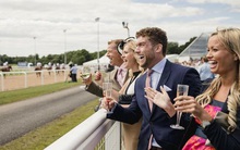 Số lượng tỷ phú thế giới tăng mạnh 8,5% trong năm 2019