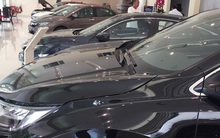 Hãng xe mạnh tay cắt giảm khuyến mãi ngay khi phí trước bạ giảm