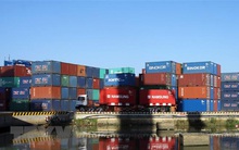 Hải quan lên tiếng về 'hàng tồn phế liệu vẫn chưa được tái xuất'?