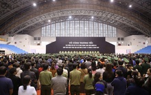 Hình ảnh xúc động lễ truy điệu 22 cán bộ, chiến sĩ hy sinh ở Quảng Trị