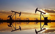 Giá dầu tăng 4% sau thông tin vắc-xin Moderna cho hiệu quả tới 94,5%