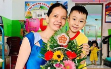 "Có tiền trong balo á, lấy chia ra đi": Câu chuyện từ cô hiệu trưởng ở TP. HCM khiến nhiều phụ huynh xôn xao trong dịp 20/11