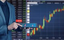 Các sếp ngân hàng và người nhà lại đua nhau gom cổ phiếu