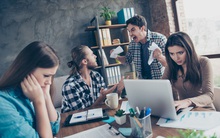 Đi làm, đừng để cái duyên “ngầm” giết chết sự nghiệp của bạn