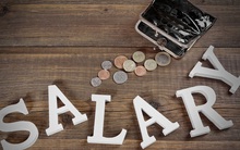 Vì sao những người không giỏi bằng bạn lại kiếm được nhiều tiền hơn bạn? Những yếu tố quyết định thu nhập của bạn