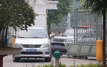 Ghi nhận bên ngoài tòa án xử ông Nguyễn Đức Chung