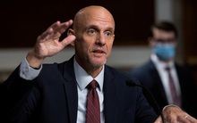 FDA cấp phép sử dụng vắc-xin tại Mỹ do bị ép?