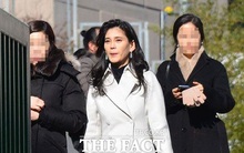 Sở hữu tài sản gần 40 nghìn tỷ đồng, quyền lực thét ra lửa nhưng "công chúa Samsung" bỗng khiến nhiều bà mẹ đồng cảm vì 1 hành động với con