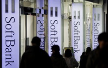 SoftBank âm thầm rút khỏi chứng khoán phái sinh