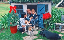 Gia đình Meghan và Harry tung ảnh mừng Giáng sinh siêu giản dị, Hoàng tử nhỏ Archie lộ đặc điểm khác biệt với Hoàng gia Anh