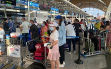 Đưa gần 240 công dân Việt Nam từ Malaysia về nước an toàn