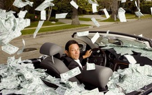 Kịch tính như cuộc đời của "Sói già phố Wall" Jordan Belfort: Khuấy đảo cả thị trường chứng khoán ở tuổi 27, sau khi ra tù lại theo đuổi nghề nghiệp không ai ngờ tới