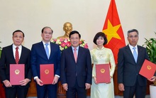 Phó Thủ tướng trao quyết định bổ nhiệm 4 tân Đại sứ, Tổng Lãnh sự