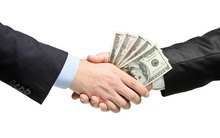 Tường An (TAC) liên tiếp kịch trần, hàng loạt lãnh đạo muốn bán hết cổ phiếu