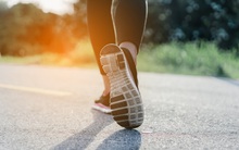 Áp dụng những kỹ thuật "lợi hại" này, việc đi bộ mỗi ngày cũng hiệu quả chẳng kém tập thể dục hay hành thiền: Dân công sở bận rộn nên thử