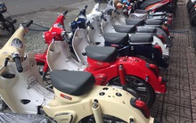 Vắng khách mua xe máy điện