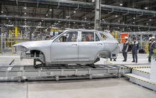 Phải có ô tô thương hiệu Việt Nam!