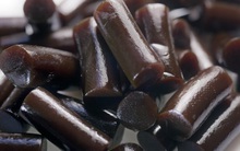 Ngày nào cũng ăn cam thảo đen, một người đàn ông đã phải trả giá bằng chính mạng sống của mình