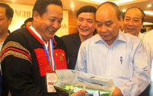 Thủ tướng Nguyễn Xuân Phúc đối thoại với nông dân: Những việc cần làm ngay