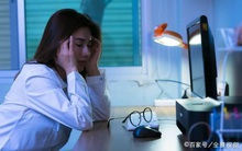 Nữ giám đốc điều hành 27 tuổi phát hiện bị ung thư gan, nằm trên giường bệnh cô hối hận vì đã phớt lờ một dấu hiệu trên khuôn mặt