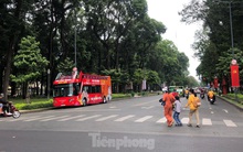 Không còn cảnh chen chúc, Sài Gòn bình yên trong ngày đầu năm mới
