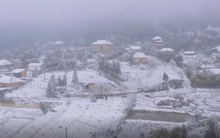 Clip toàn cảnh: Sa Pa chìm trong màn tuyết nhiệt đới trắng xóa đẹp mê mẩn lòng người