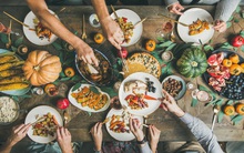 6 lời khuyên để từ bỏ chế độ ăn kiêng và ăn uống trực quan hơn vào năm 2021