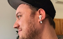 Đừng đeo tai nghe không dây quá 1 tiếng đồng hồ, tai của bạn cũng cần phải thở