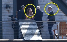 Lần đầu chạm mặt vợ cũ sau khi ly hôn, tỷ phú Bill Gates gây chú ý bởi ánh mắt lưu luyến không rời