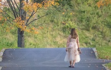 Bức ảnh gây xót xa của vợ cũ tỷ phú Bill Gates trước thềm hôn lễ con gái: Đằng sau sự mạnh mẽ là những lúc cô đơn yếu lòng