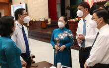 NÓNG: UBND TP HCM đề nghị lùi thời gian thu phí hạ tầng cảng biển