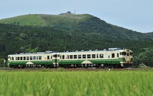 Cục trưởng Cục Đường sắt: Doanh nghiệp khó khăn nên mới xin nhập khẩu 37 toa tàu cũ 40 năm