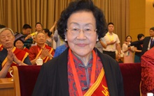 Nữ bác sĩ 98 tuổi da dẻ hồng hào, xương chắc khỏe, không bệnh mãn tính, tất cả nhờ 4 bí quyết sống thọ này