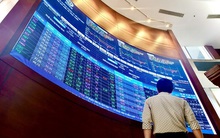 Dòng tiền cuồn cuộn vào cổ phiếu ngân hàng: Các "chiến binh" công phá mốc 1.500