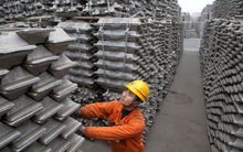 "Núi nhôm" khổng lồ ở Việt Nam: Trung Quốc là nước thèm muốn nhất nhưng cũng đành bó tay?