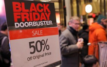 Giảm đâu chẳng thấy, hàng loạt sàn TMĐT đẩy giá cả chục triệu lợi dụng tâm tý FOMO để bán hàng "sale-off" ảo